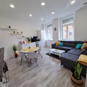  Apartment Napfeny Hungary